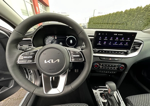 Kia Ceed cena 137700 przebieg: 6, rok produkcji 2024 z Jędrzejów małe 562
